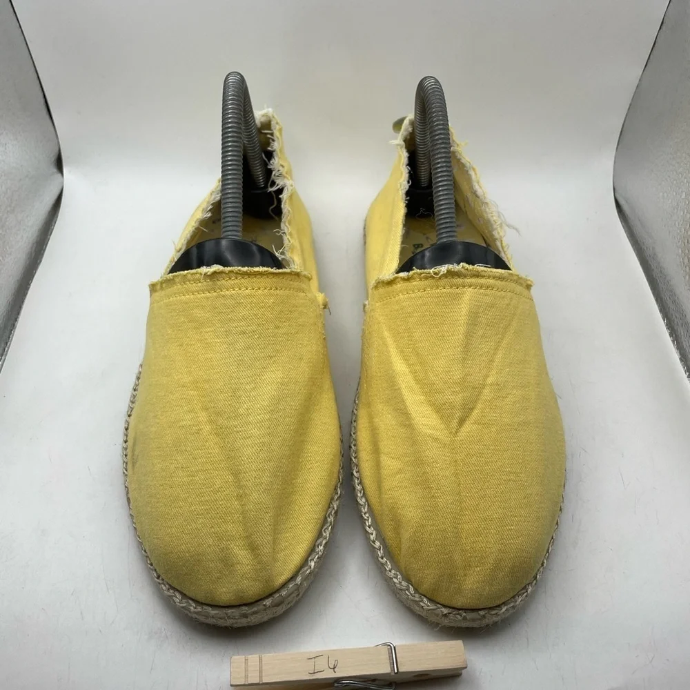 Vionic Beach Laguna women’s yellow espadrilles size 8
